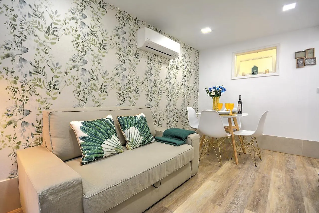 Traditional Apartment With A Terrace, Ac And Fast Internet Lisboa 0*,  البرتغال